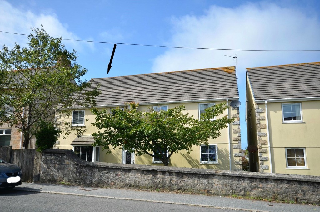 Martin & Co Truro 2 bedroom Apartment Let in Mount Ambrose