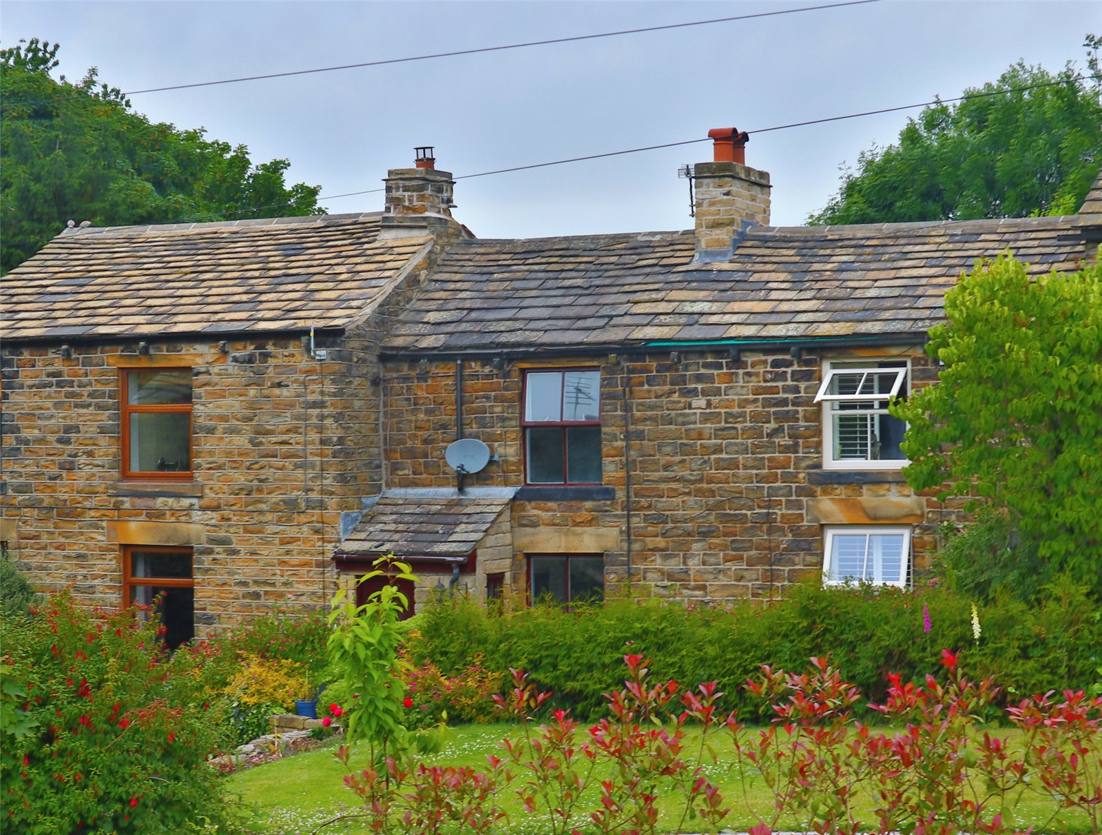 Clough Gate, Grange Moor, Wakefield Whitegates