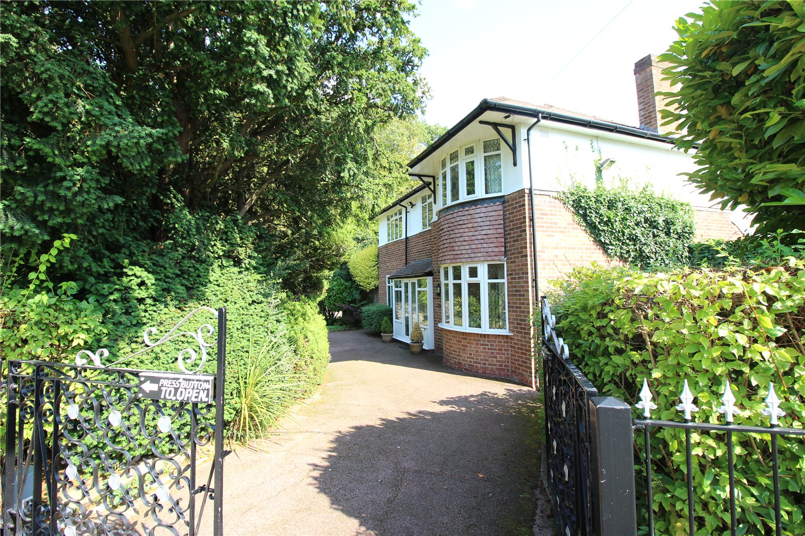 Whitegates West Derby 3 bedroom House for sale in Whinfell Road