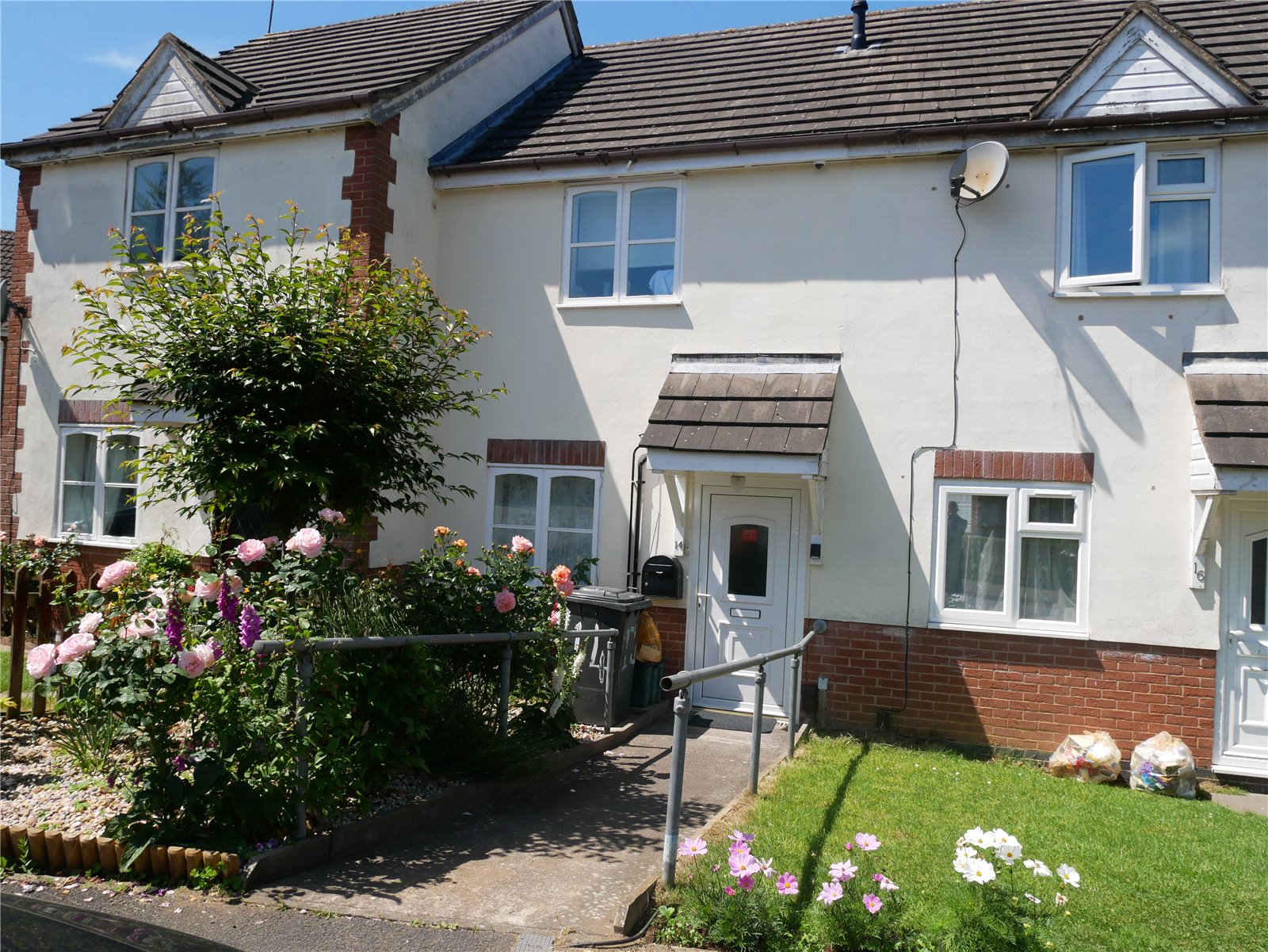 Whitegates Leicester 2 bedroom House For Sale in Foxglove Road Hamilton