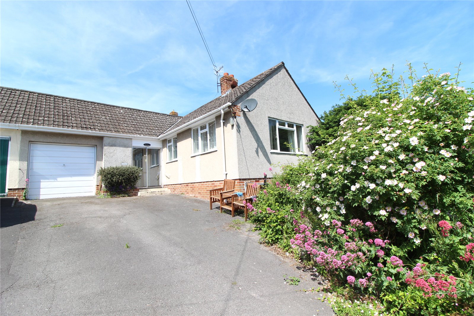 CJ Hole BurnhamonSea 3 bedroom Bungalow for sale in Church Lane