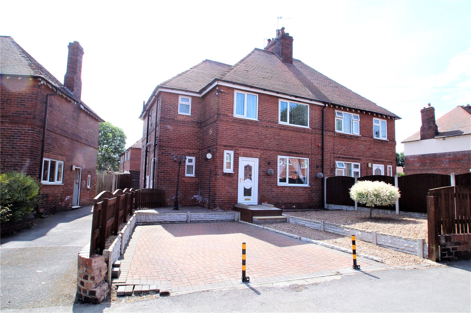 Whitegates Pontefract 3 bedroom House SSTC in Willow Park 