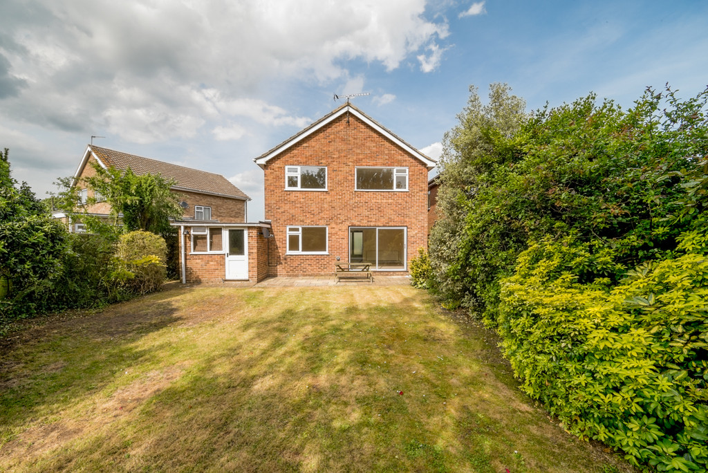 Martin & Co Canterbury 4 bedroom Detached House SSTC in Churchwood