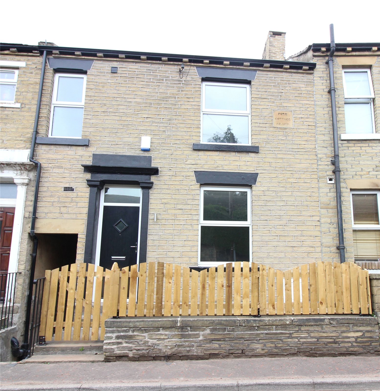 Whitegates Brighouse 2 bedroom House for sale in Thornhill Road