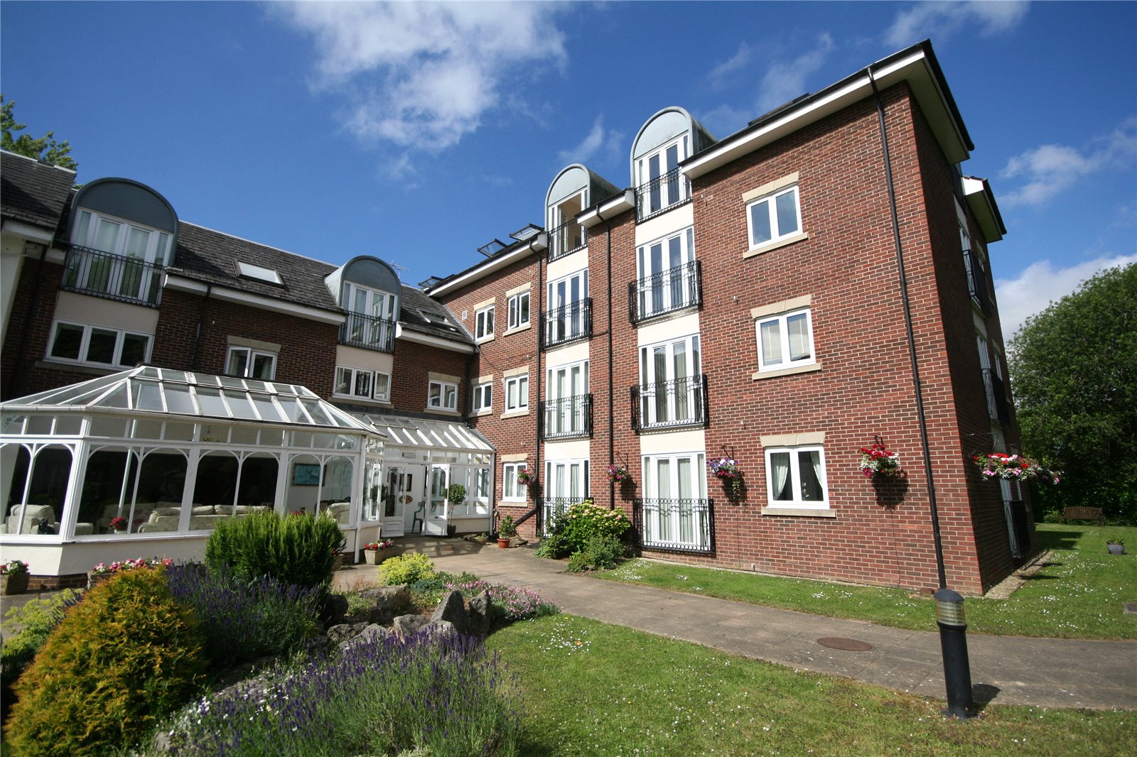 CJ Hole Cheltenham 2 bedroom Flat for sale in Oakdene Lansdown Road