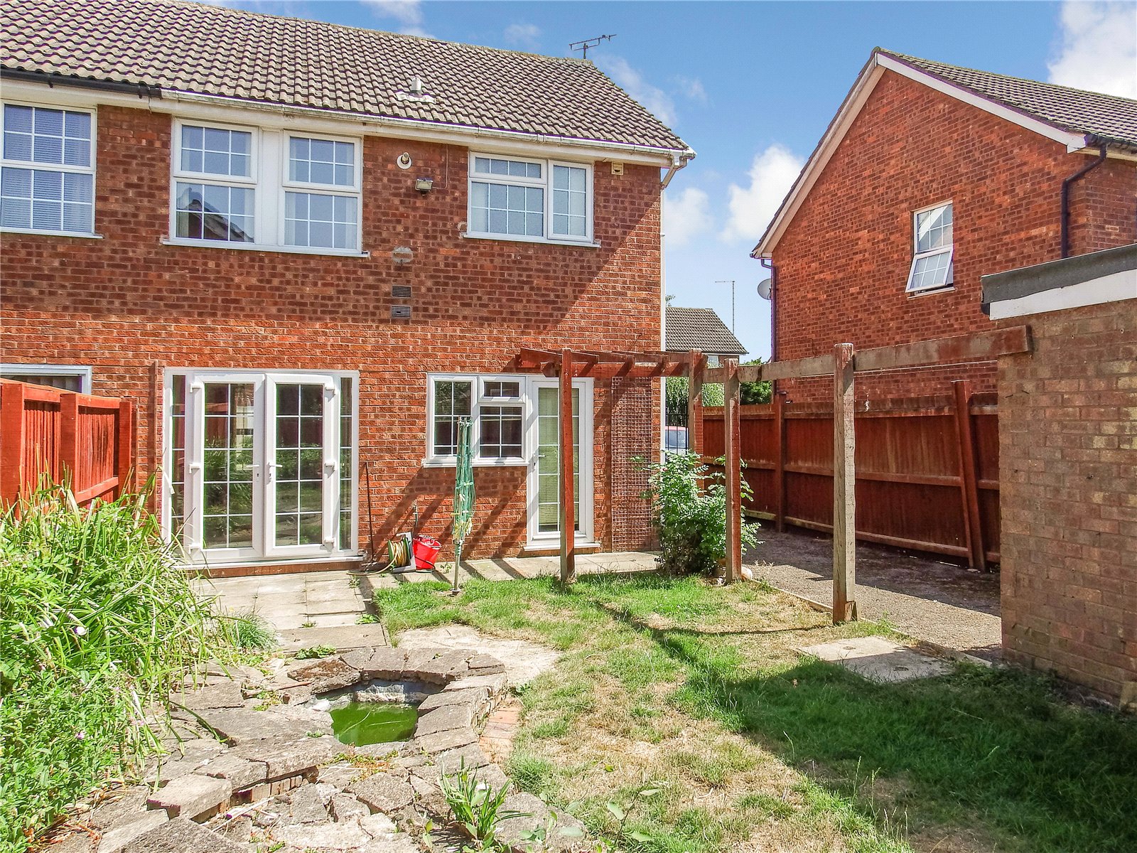 Whitegates Syston 3 bedroom House to rent in Abbotts Close Syston
