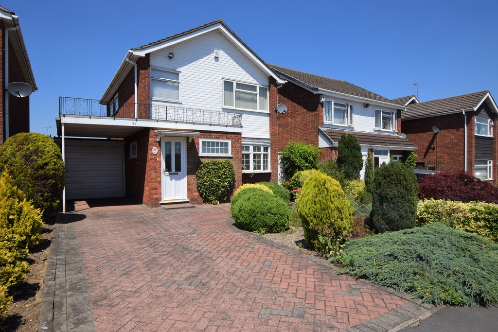 Martin & Co Hinckley 3 bedroom Detached House Let in Laneside Drive