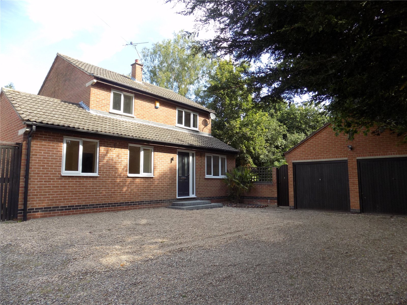 Whitegates Heanor 4 bedroom House For Sale in Coppice Court Roper ...