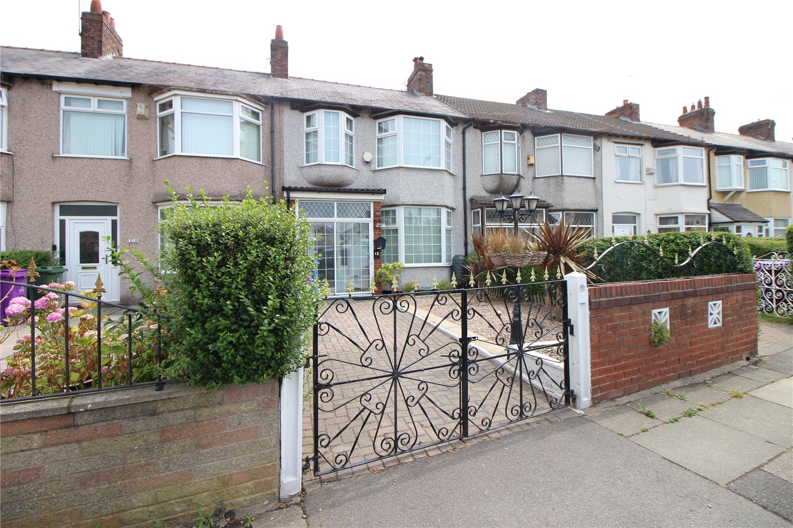 Whitegates West Derby 3 bedroom House To Let in Derby Lane, Liverpool