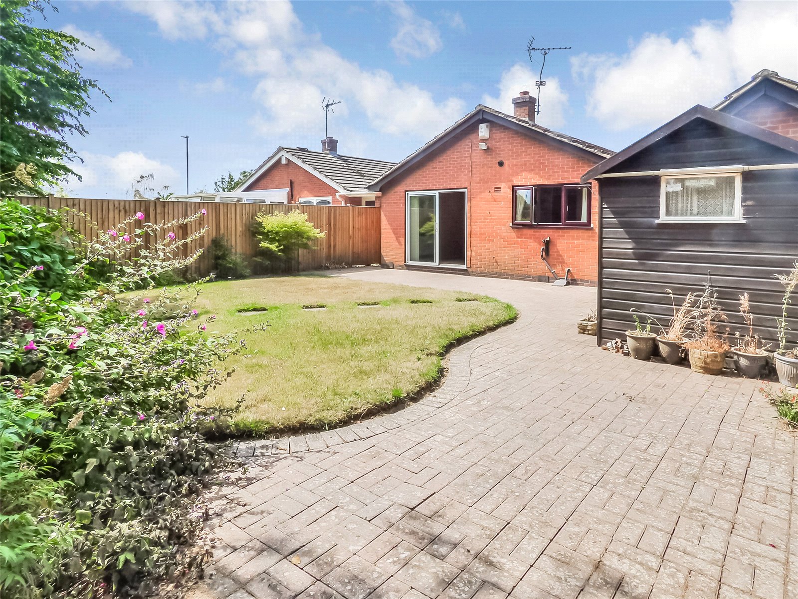 Whitegates Broughton Astley 2 bedroom Bungalow For Sale in The Meadow