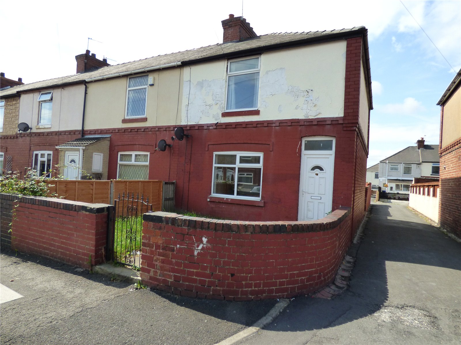 Whitegates Doncaster 3 bedroom House To Let in Manor Road, Askern