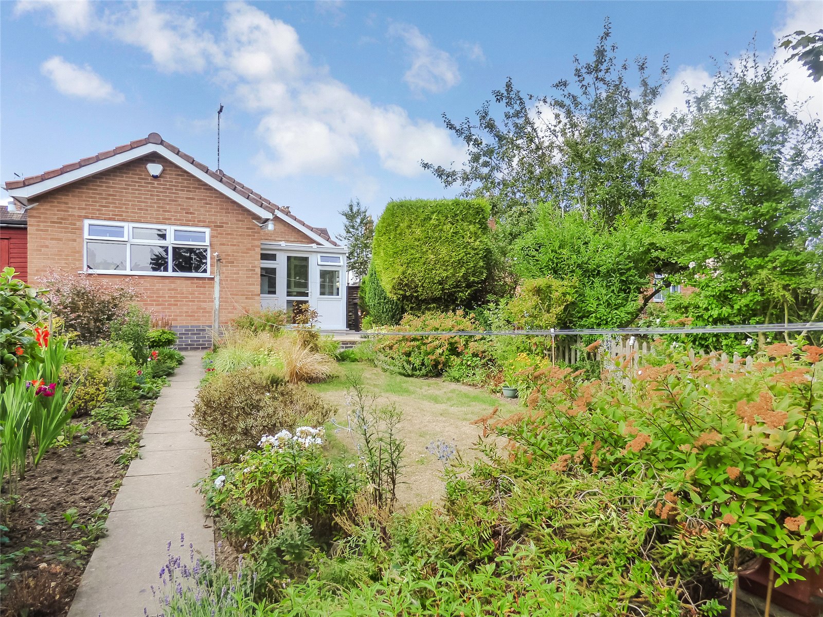 Whitegates Broughton Astley 3 bedroom Bungalow For Sale in Melton