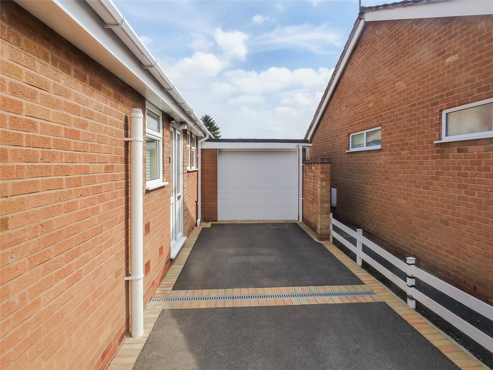 Whitegates Broughton Astley 3 bedroom Bungalow For Sale in Melton