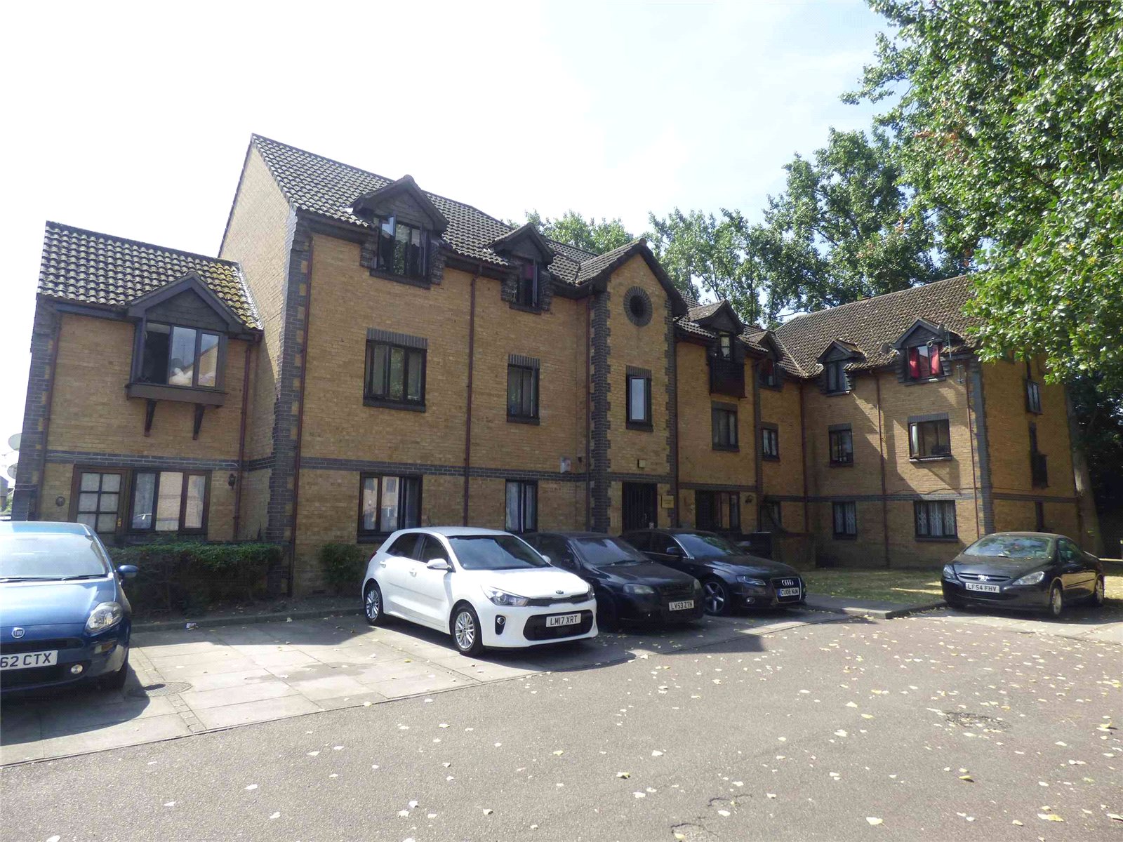 Estate Agents And Letting Agents In The Uk Houses Flats