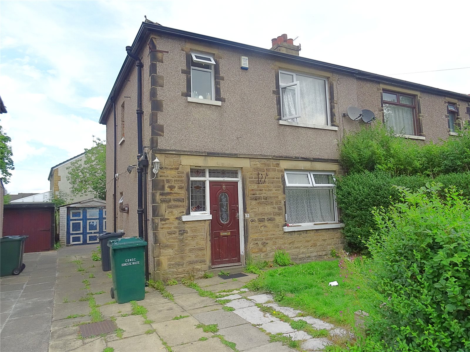 Whitegates Bradford 3 Bedroom House For Sale In Killinghall Drive Bradford West Yorkshire