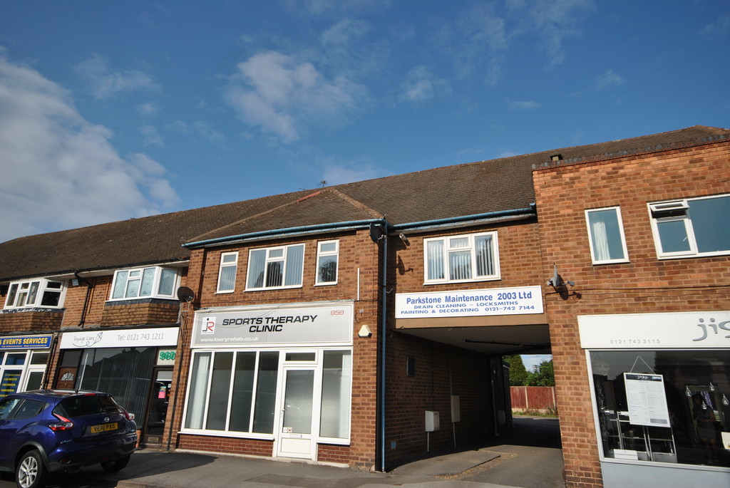 Martin Co Solihull 2 Bedroom Apartment Let In Old Lode Lane
