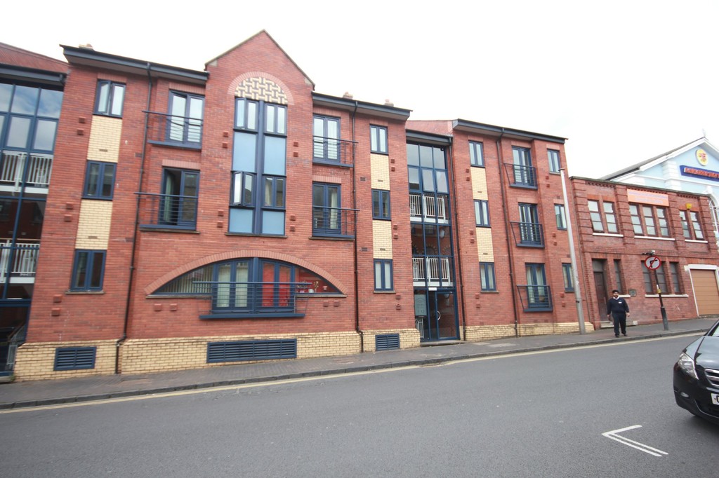Martin & Co Birmingham City 1 bedroom Flat Let in Farthing Court