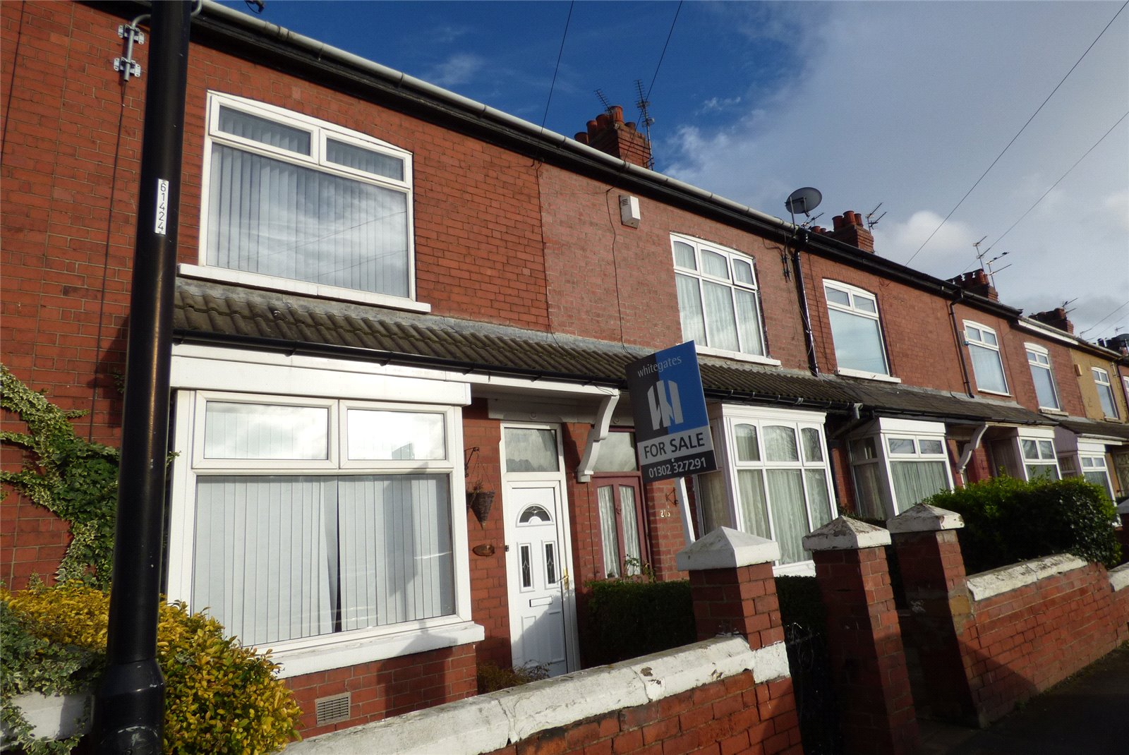 Whitegates Doncaster 3 bedroom House SSTC in Springwell Lane, Doncaster, South Yorkshire