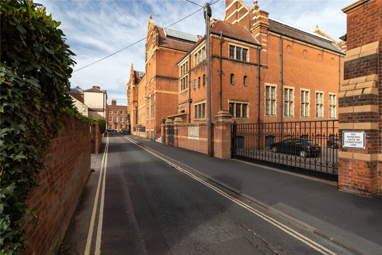 CJ Hole Worcester 2 bedroom Flat For Sale in Victoria Institute Worcester