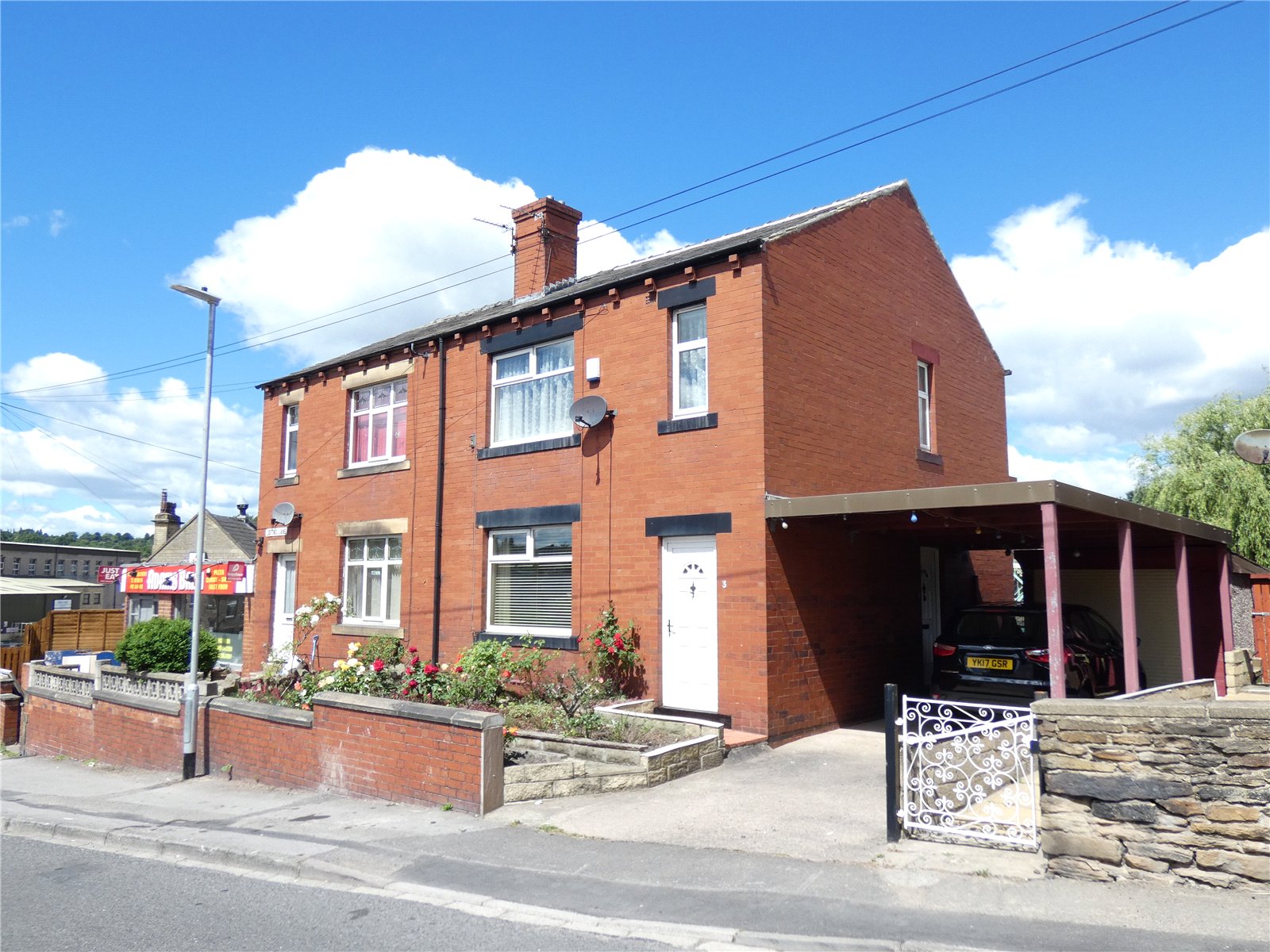 Whitegates Cleckheaton 2 bedroom House SSTC in Listing Lane Littletown Liversedge