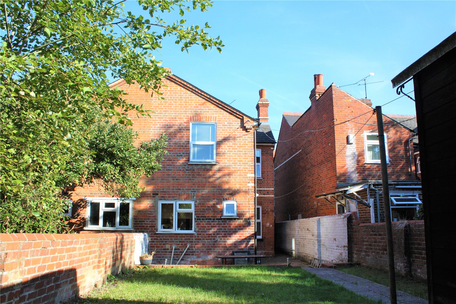 Reading Berkshire Rg2 3 Bedroom Terraced House For Sale