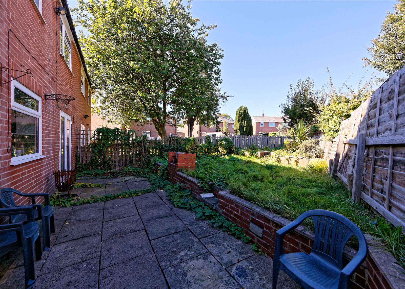 Whitegates Bramley 2 bedroom House SSTC in St. Catherines Crescent