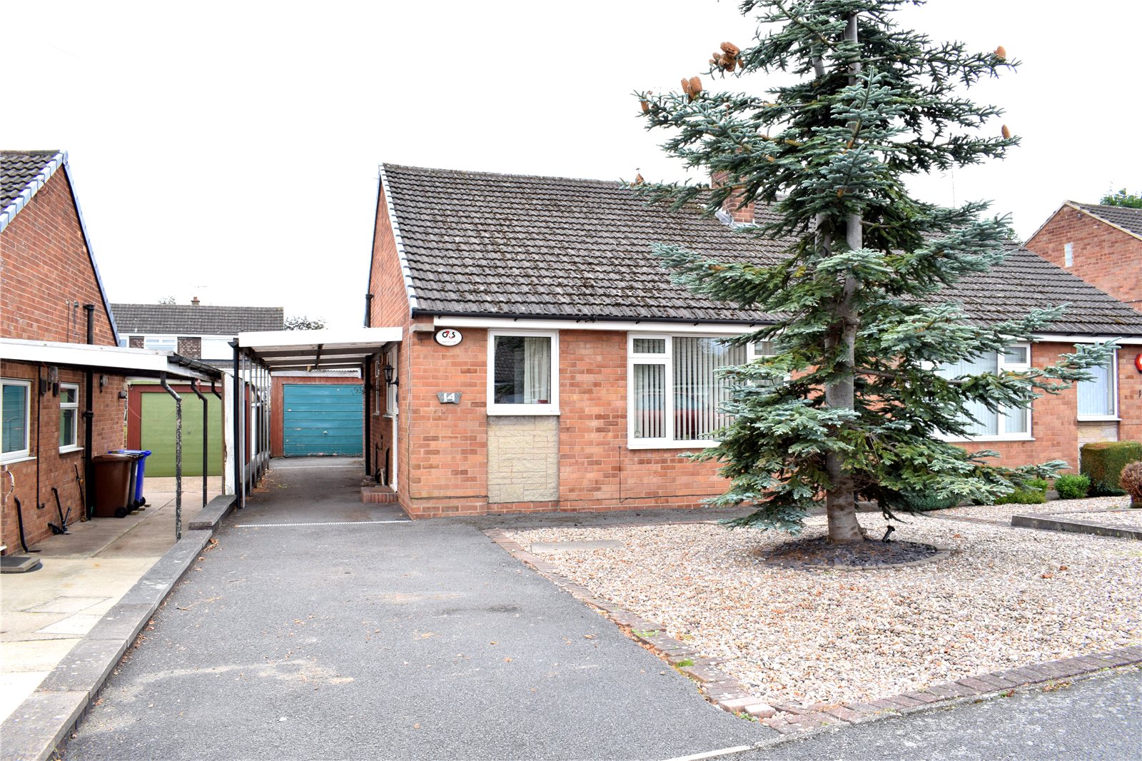 Whitegates Ilkeston 2 bedroom Bungalow SSTC in Dumbles Close Kirk