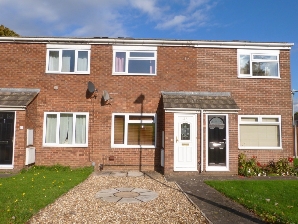 Martin & Co Gloucester 2 bedroom Terraced House Let in Baneberry Road
