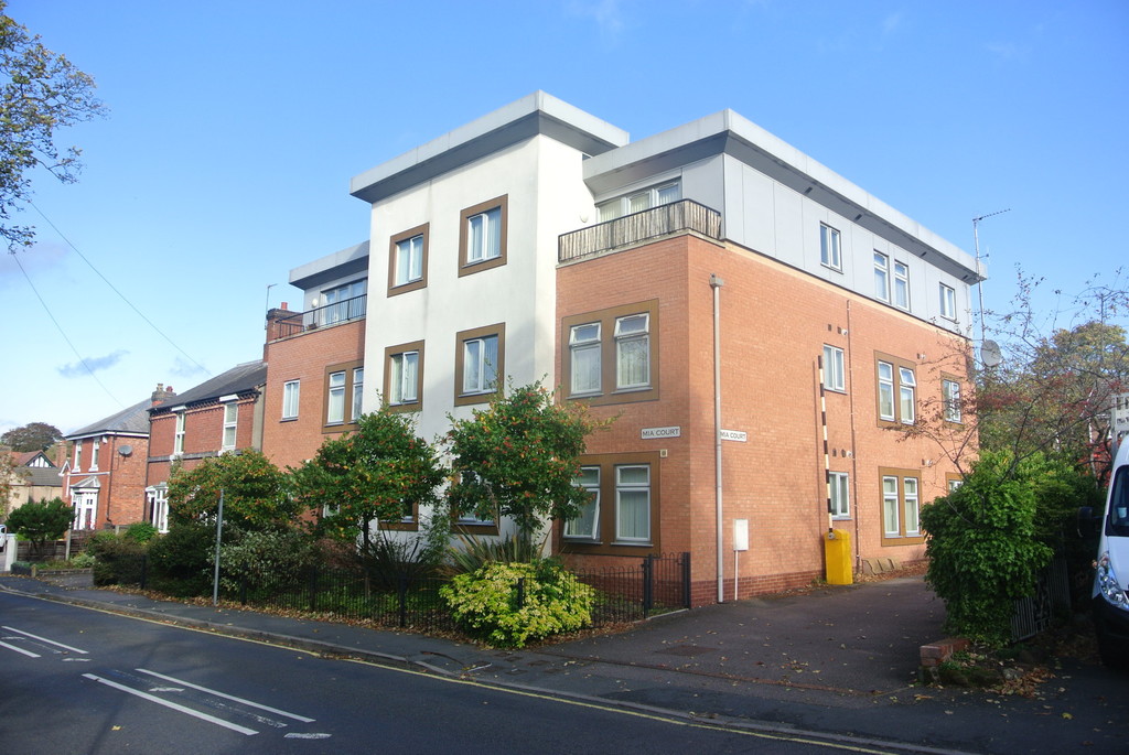 Martin & Co Sutton Coldfield 2 bedroom Apartment Let in Mia Court, Cannock