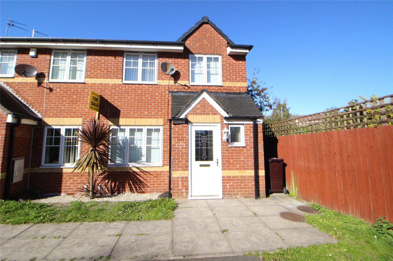 Whitegates Huyton 3 bedroom House For Sale in Woodhurst Close Huyton Liverpool