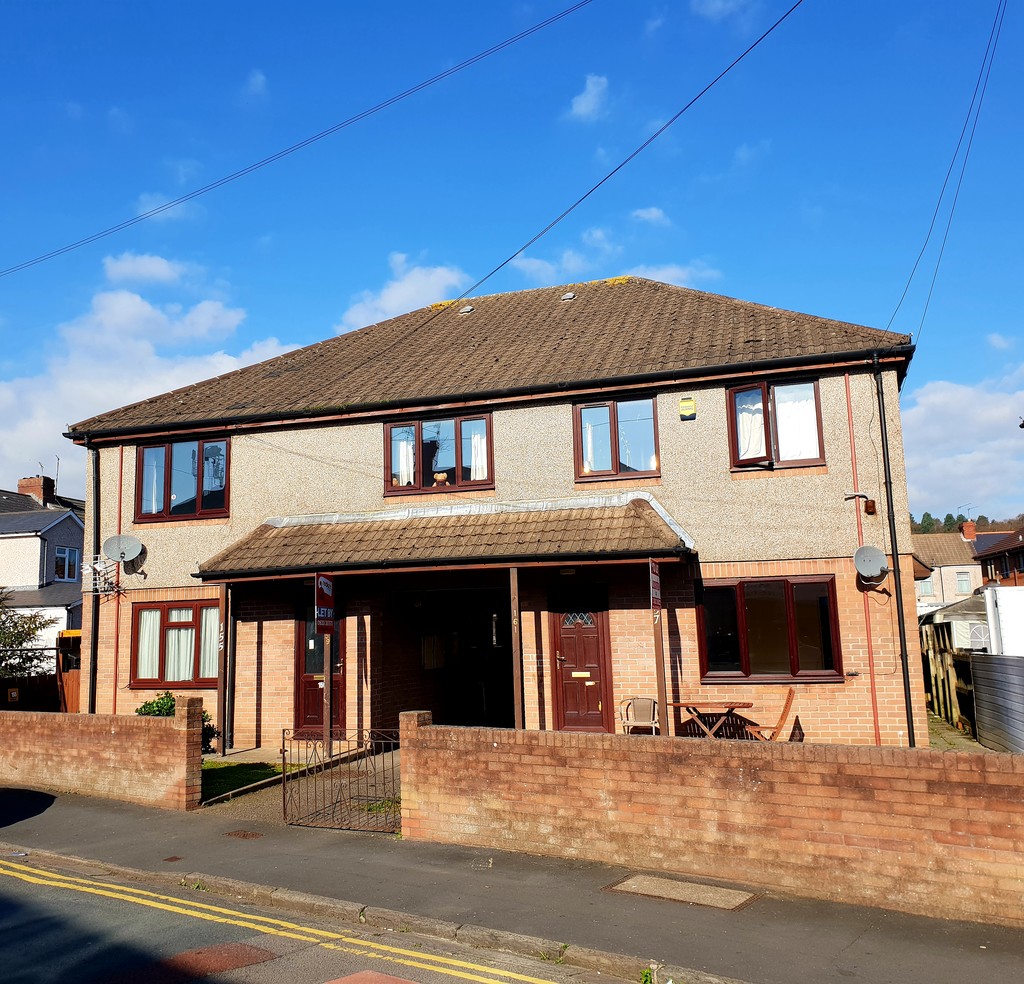 Martin & Co Newport 2 bedroom Ground Floor Flat Let in Conway Road, Newport