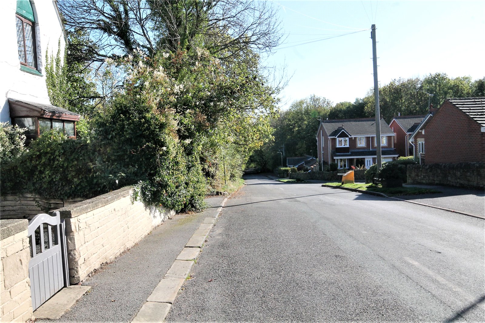 Whitegates Barnsley 2 bedroom House SSTC in South Yorkshire Buildings