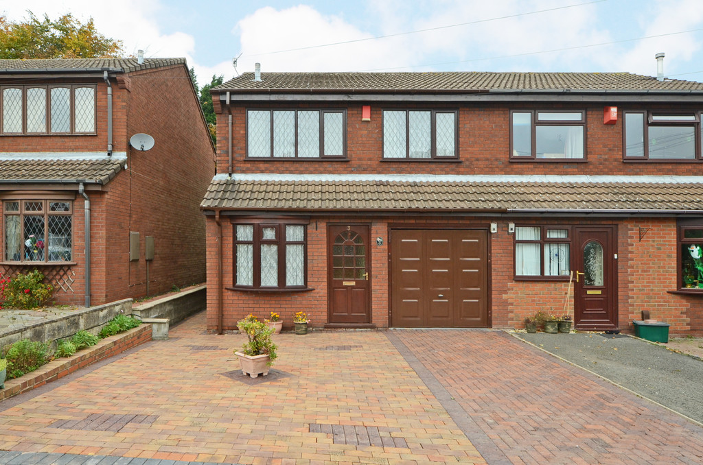 Martin & Co Stoke on Trent 3 bedroom SemiDetached House Let in Matlock