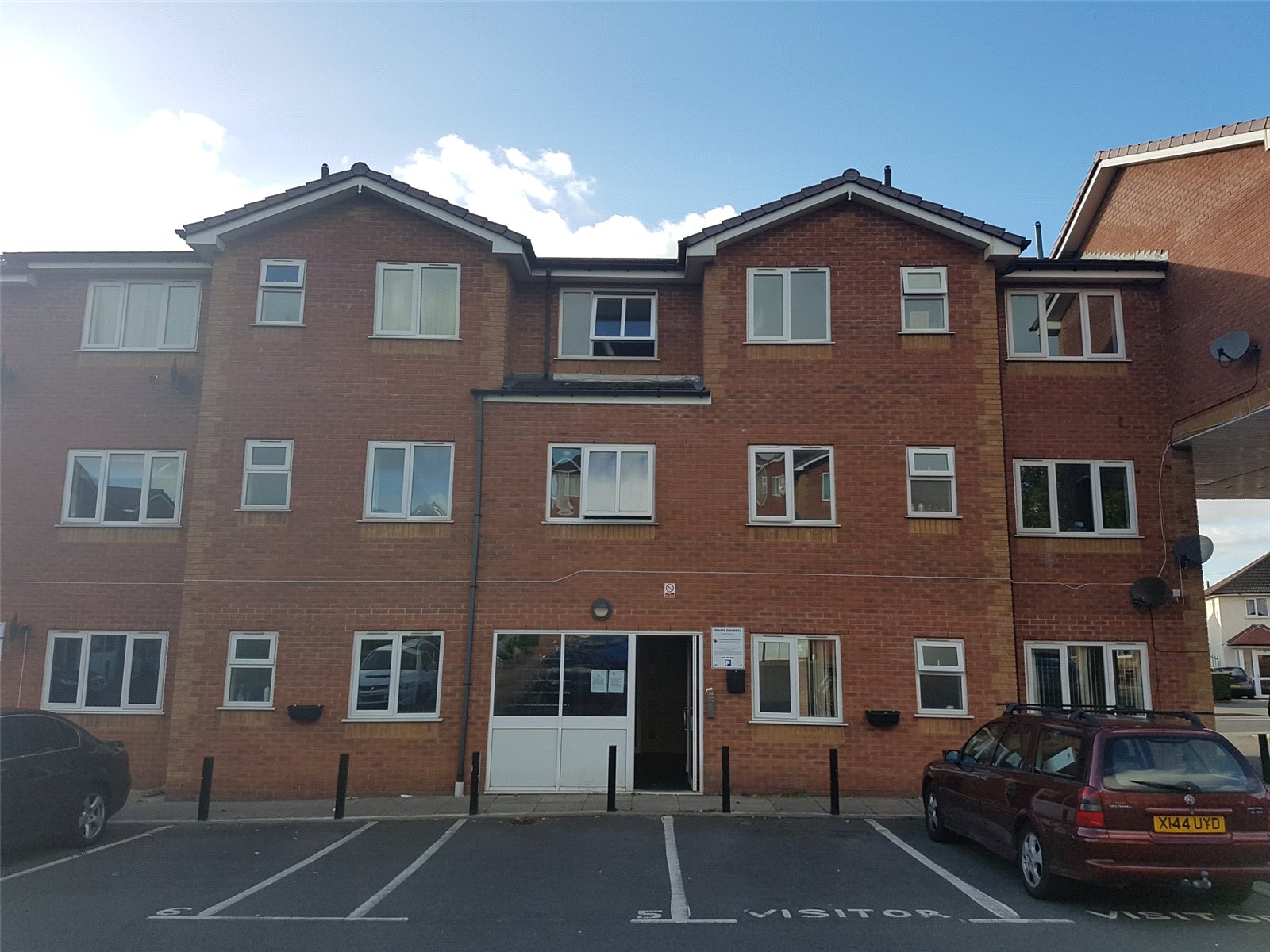 Whitegates Wolverhampton 2 bedroom Flat To Let in Harvest Fields