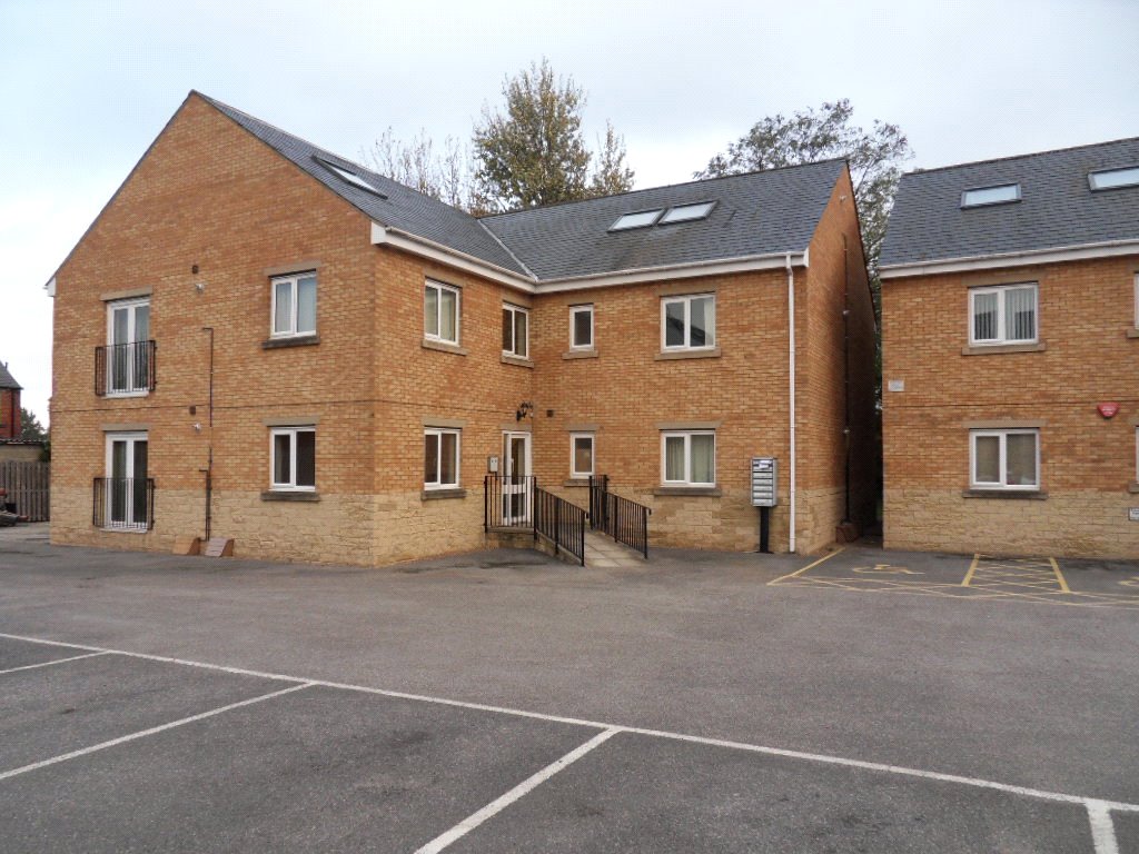 Whitegates Dewsbury 2 bedroom Flat To Let in Lemans Drive Dewsbury West