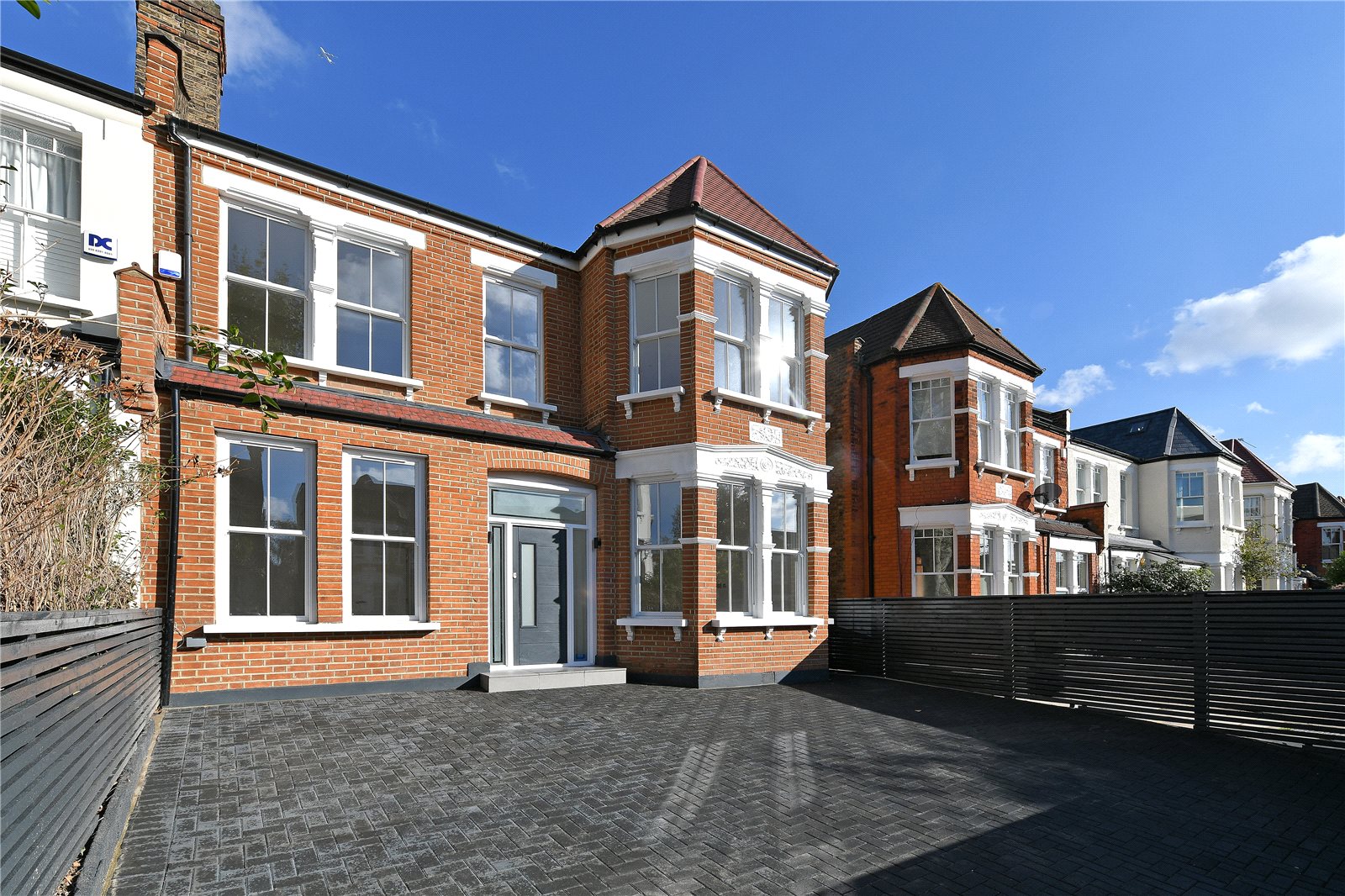 Ellis & Co Finchley 6 bedroom House For Sale in Redbourne Avenue