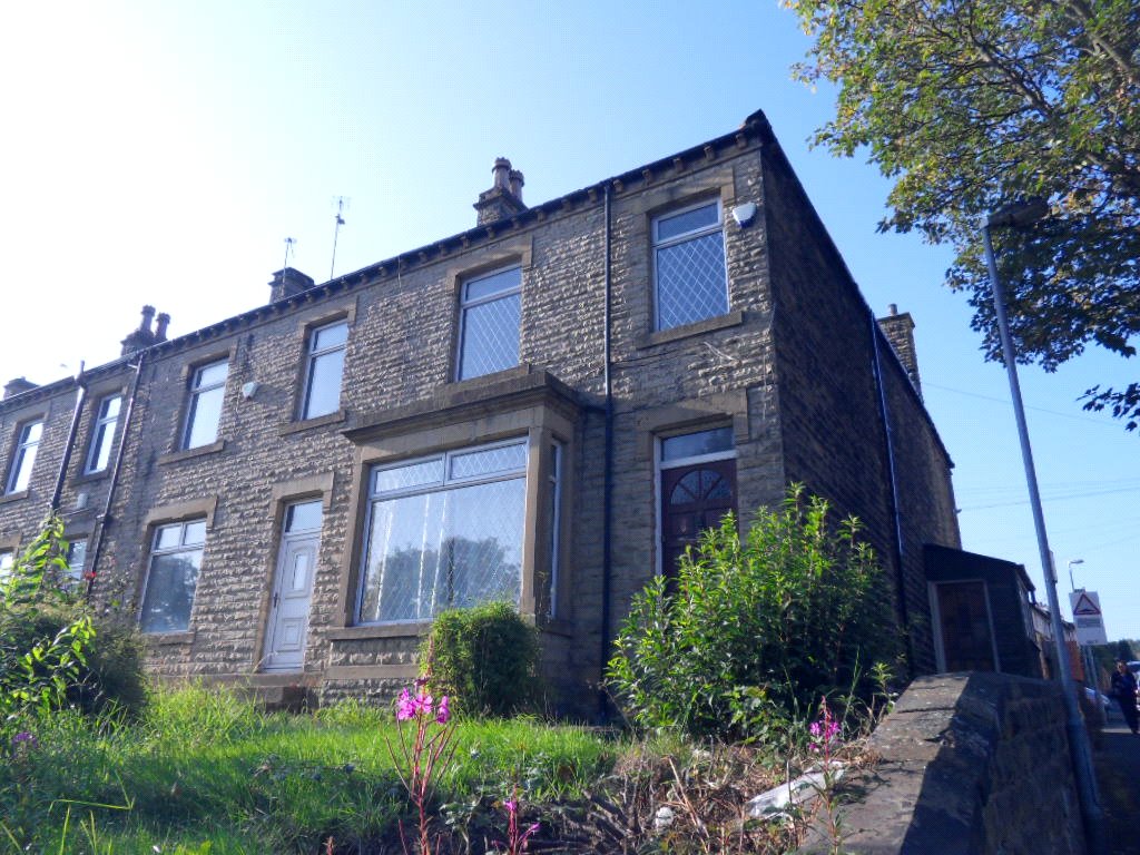 Whitegates Dewsbury 3 bedroom House To Let in Bradford Road Batley West