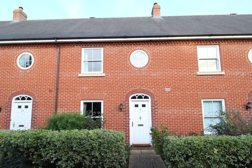 Martin Co Bury St Edmunds 3 Bedroom Terraced House Let In