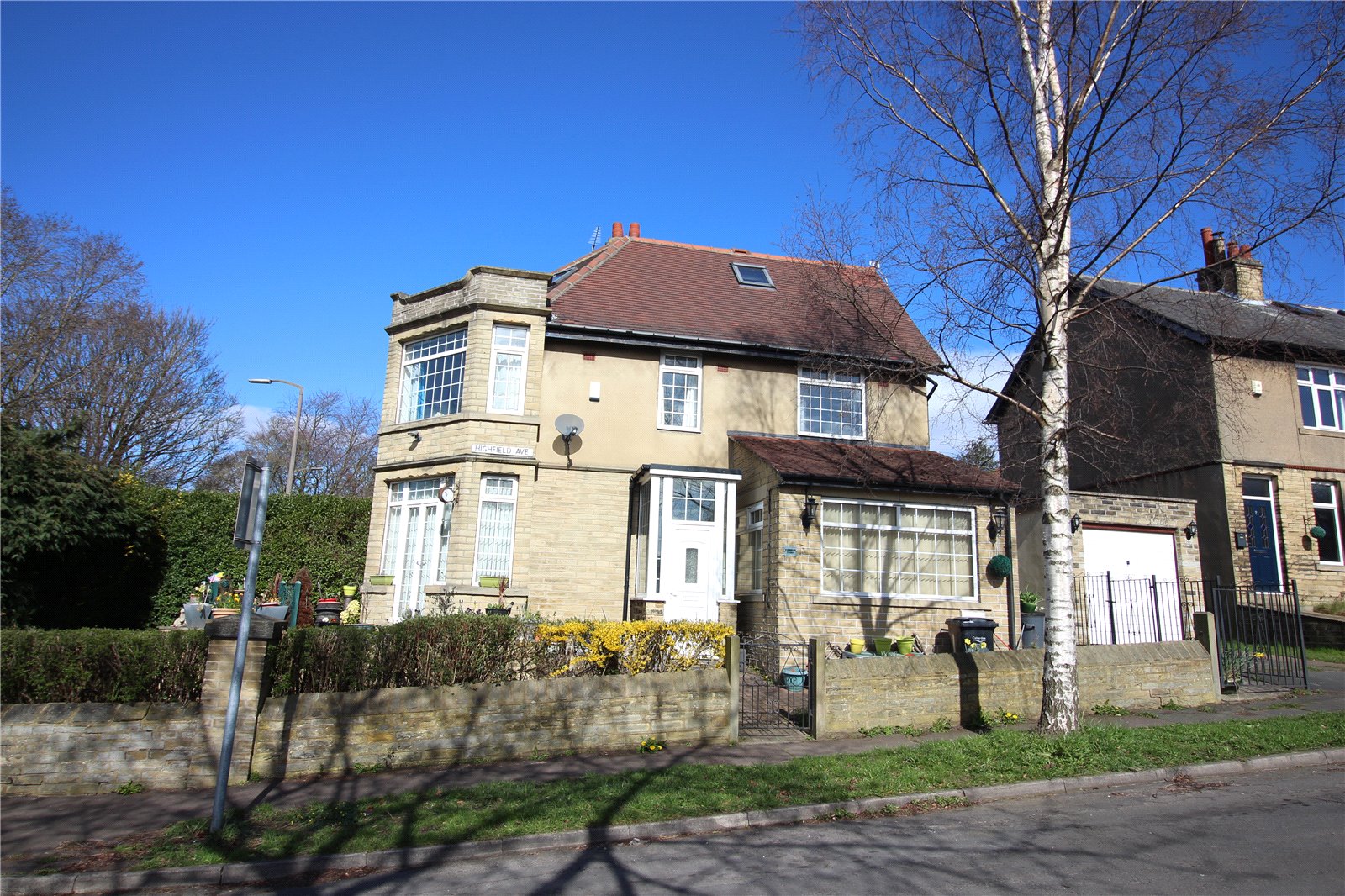 Whitegates Brighouse 3 bedroom House For Sale in Highfield House