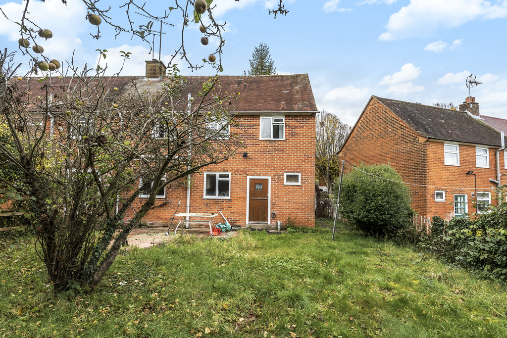 Martin & Co Winchester 4 bedroom SemiDetached House Let in St Mary