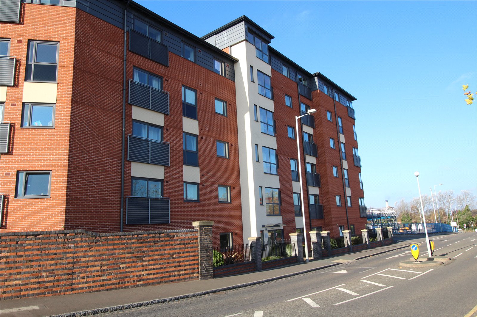Whitegates Wolverhampton 2 bedroom Flat To Let in Broad Gauge Way
