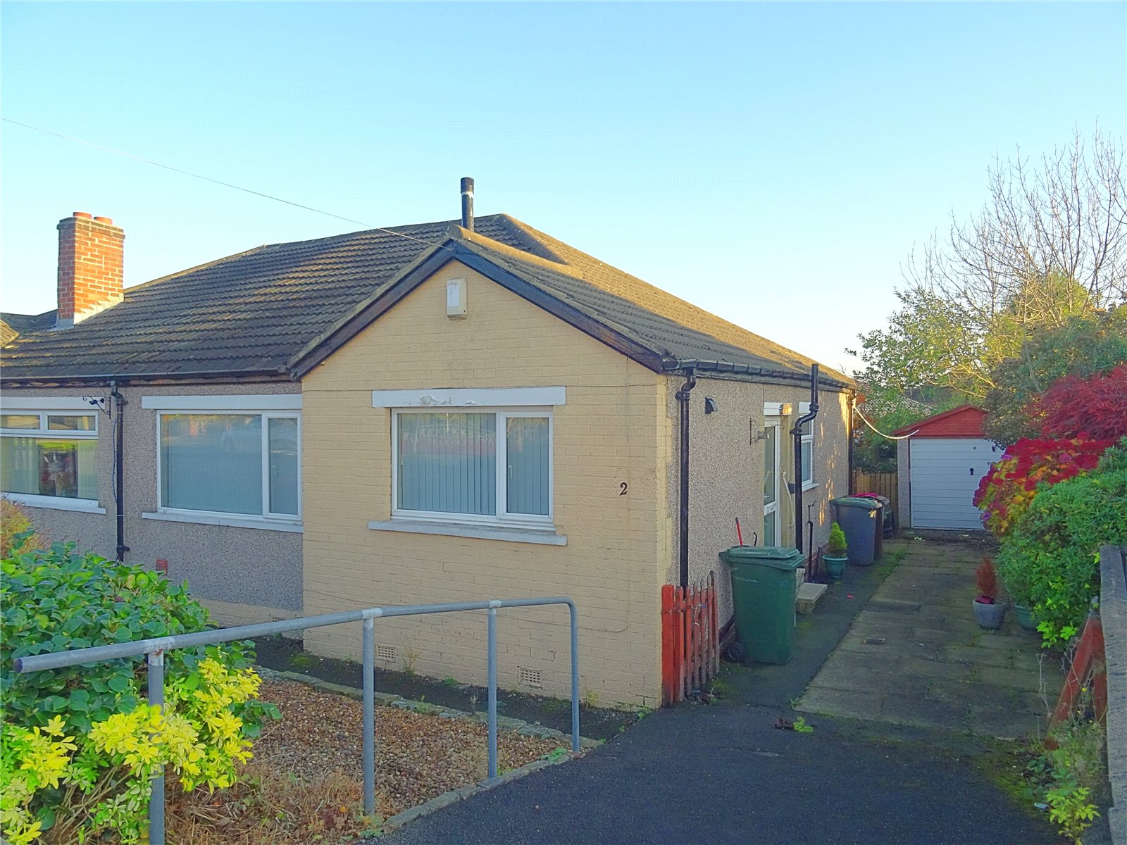Whitegates Bradford 2 bedroom Bungalow SSTC in Belmont Avenue Low Moor
