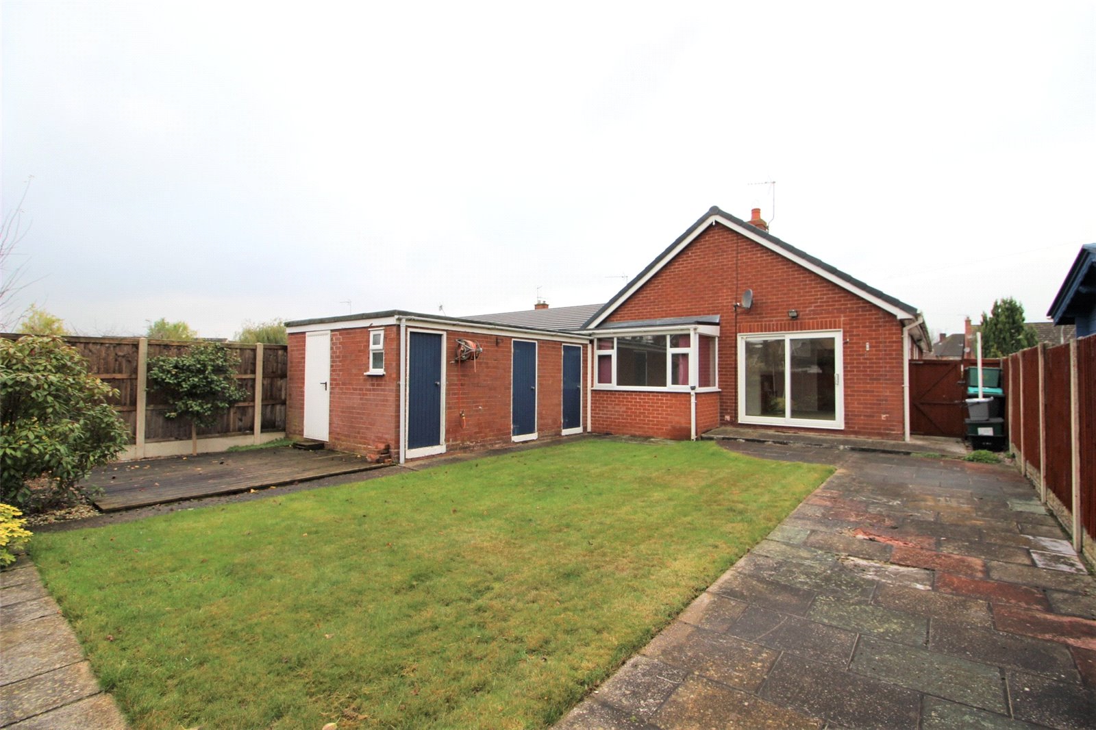 Whitegates Wrexham 3 bedroom Bungalow For Sale in Ffordd Dyfed Wrexham