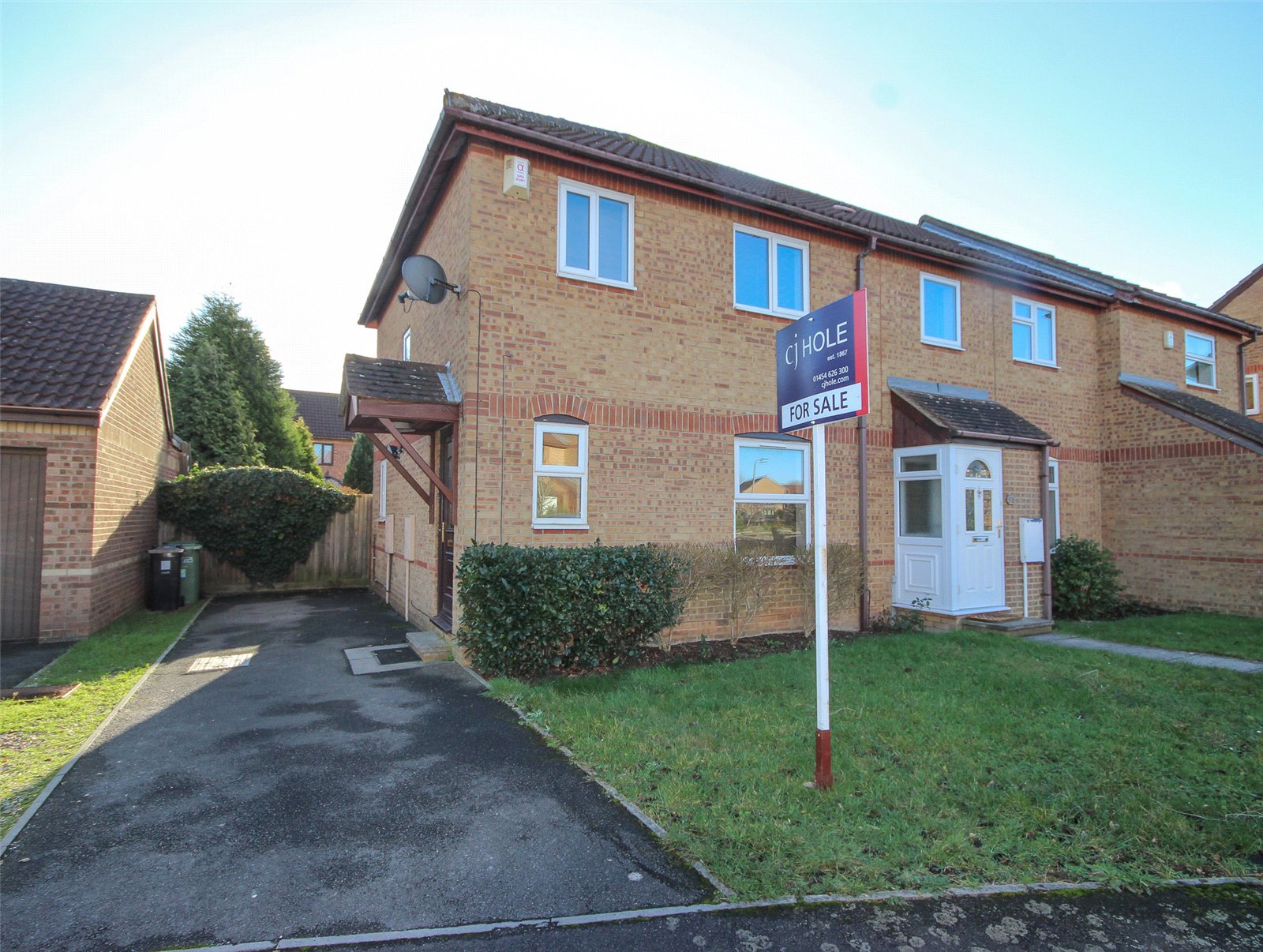 CJ Hole Bradley Stoke 3 bedroom House For Sale in Paddock Close Bradley