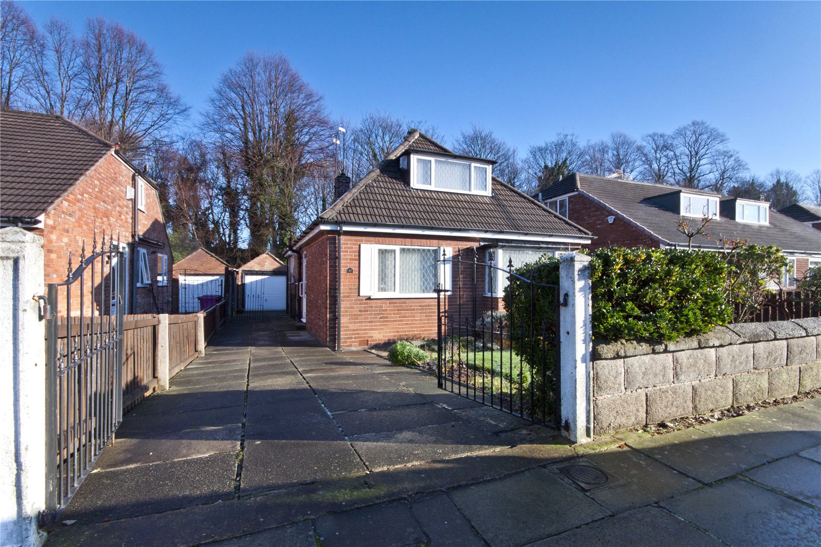 Whitegates Woolton 2 bedroom Bungalow SSTC in Station Road, Woolton