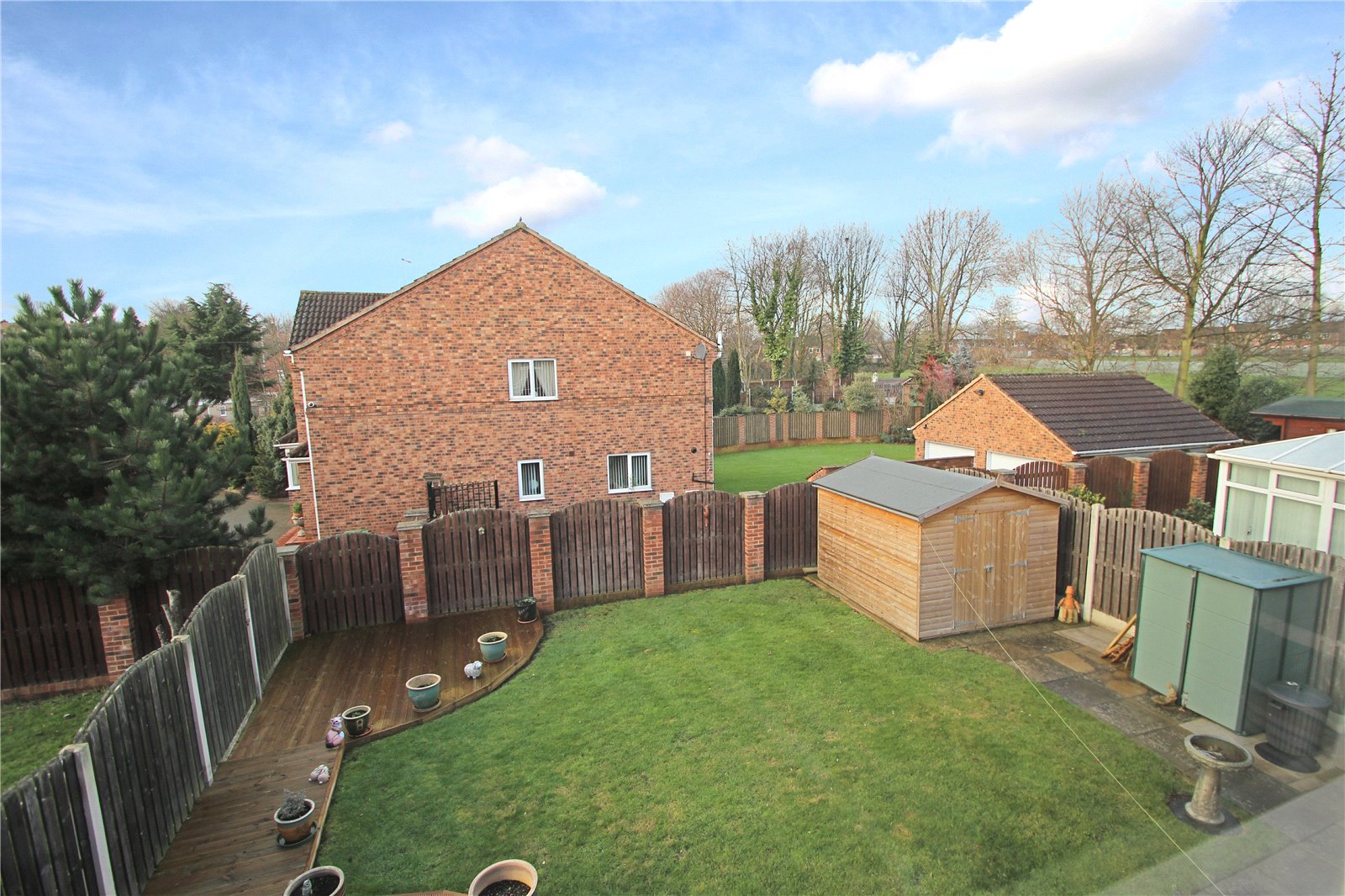 Whitegates Hemsworth 4 bedroom House SSTC in Park Farm Gardens South