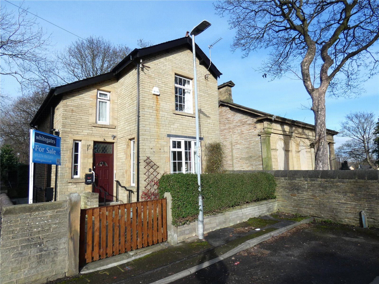 Whitegates Cleckheaton 3 bedroom House SSTC in Heaton Avenue Cleckheaton