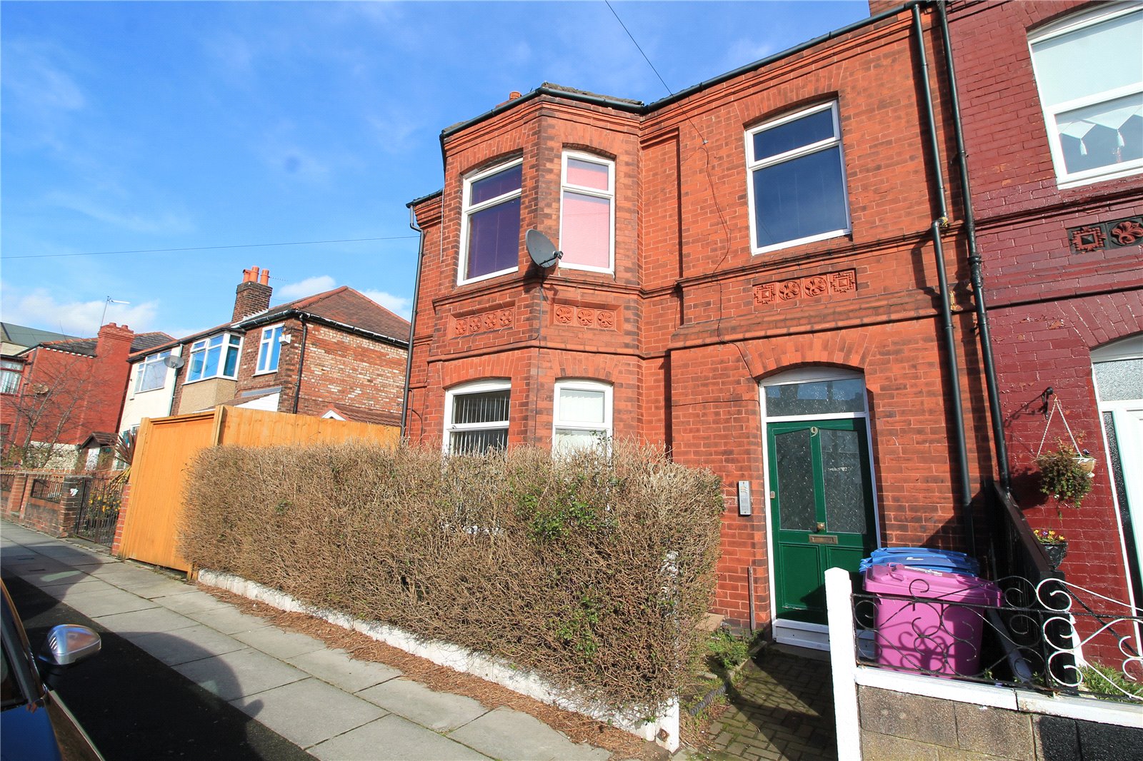 Whitegates Walton Vale 2 bedroom Flat To Let in Chapel Avenue Walton
