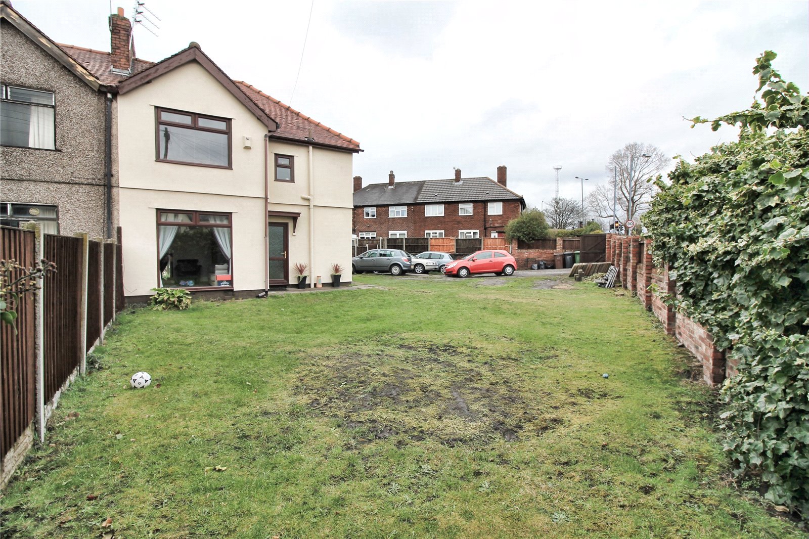 Whitegates Bootle 3 bedroom House For Sale in Park Lane Litherland