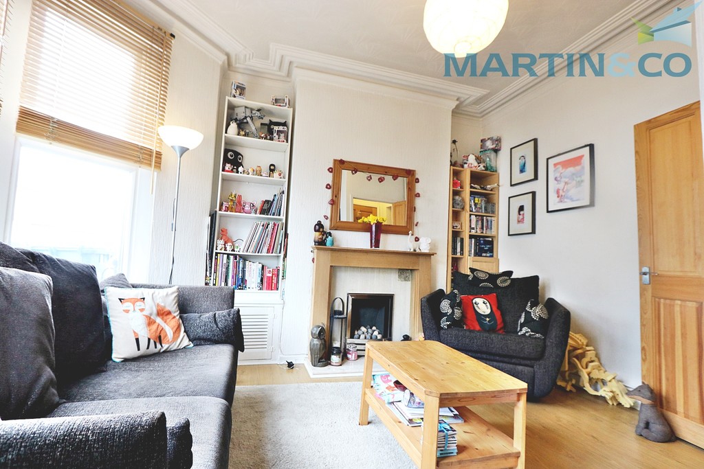 Martin Co Cardiff 1 Bedroom Flat Sstc In Ninian Park Road